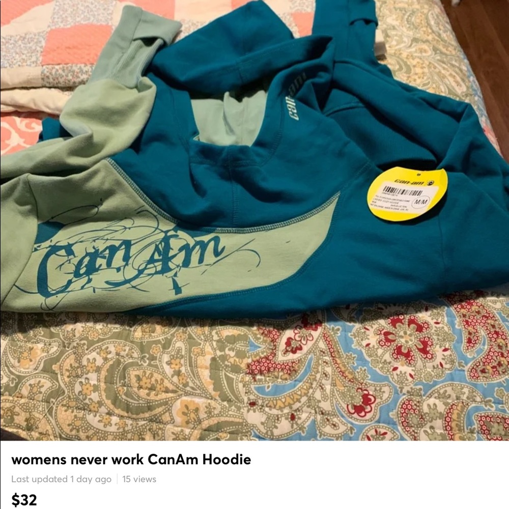 Women’s Can Am hoodie.